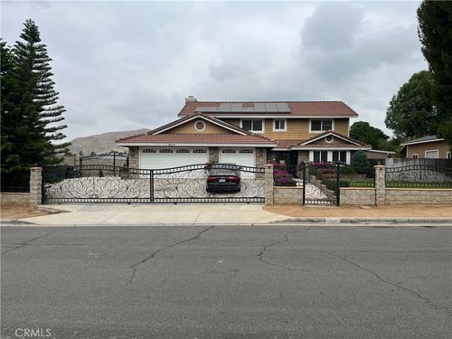 2717 Woodbriar, Jurupa Valley, CA, 92509 | Card Image