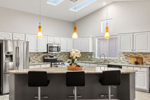5108 Molveno Ct, Las Vegas, NV, 89130-7231 | Card Image
