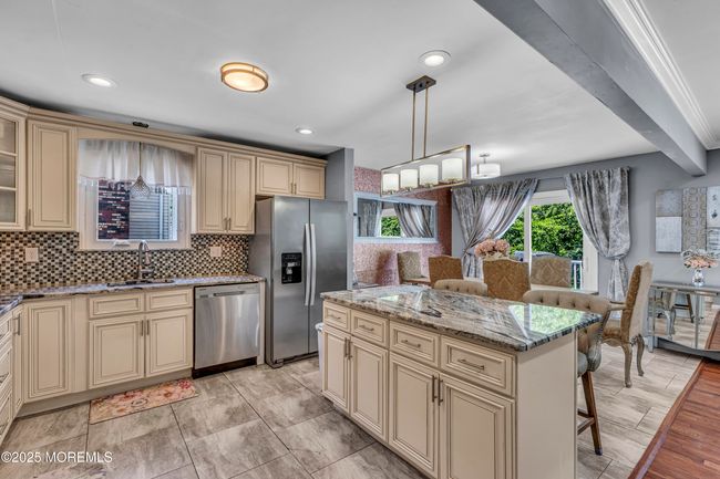 12 Silversmith Ct, House other with 5 bedrooms, 3 bathrooms and null parking in Howell NJ | Image 17