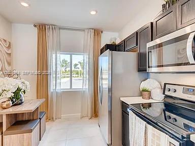 Residential Lease in Miami Gardens 5