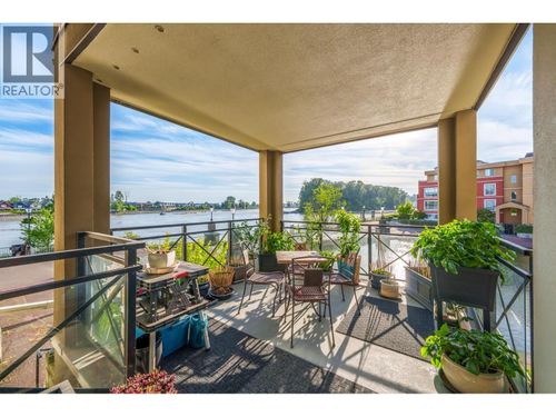 204-2 Renaissance Sq, New Westminster, BC, V3M6K3 | Card Image