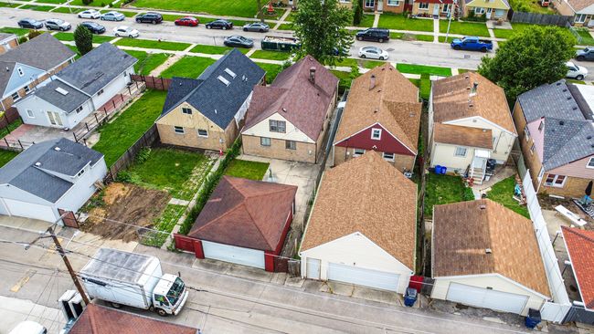 1532 N 39 Th Ave, House other with 5 bedrooms, 1 bathrooms and 2 parking in Stone Park IL | Image 8