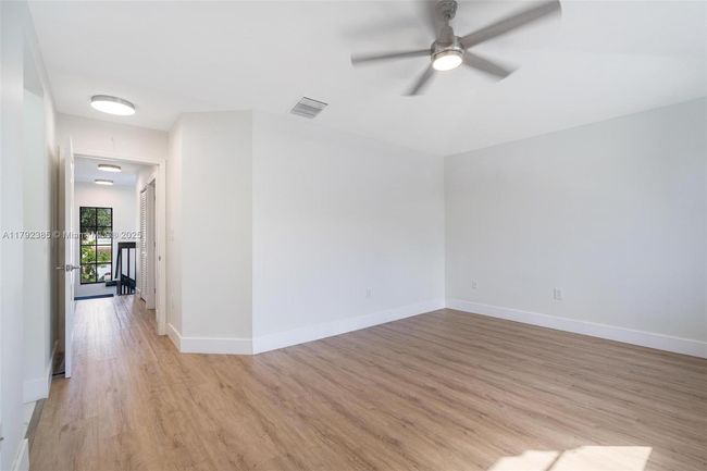 8658 Sw 159 Th Ct, Townhouse with 3 bedrooms, 2 bathrooms and null parking in Miami FL | Image 31