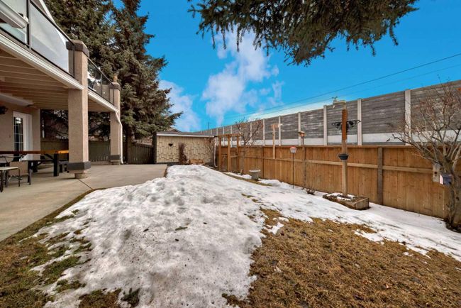 56 Mc Kenzie Lake Crescent Se, Home with 5 bedrooms, 3 bathrooms and 8 parking in Calgary AB | Image 39