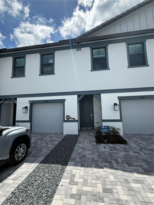 4286 Efendi Dr, Lantana, FL, 33462-6644 | Card Image