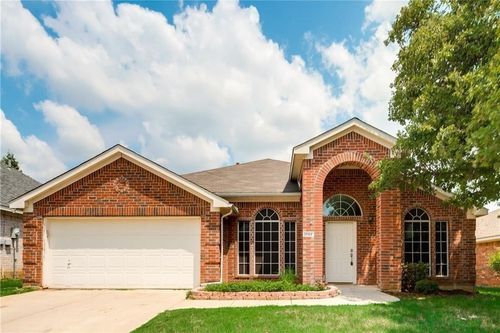 1707 Falcon Dr, Corinth, TX, 76210-4126 | Card Image