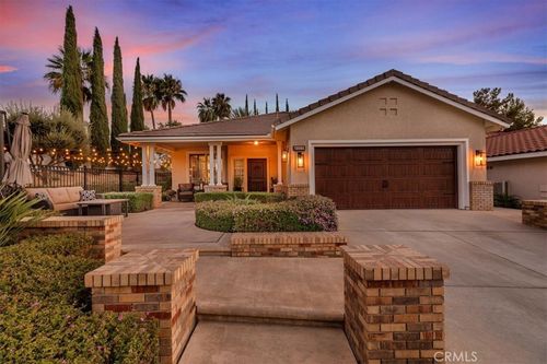 13555 Edgewater Dr, Corona, CA, 92883-8912 | Card Image