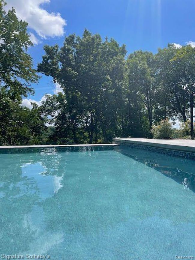 5001 Forest Valley Dr, House other with 6 bedrooms, 8 bathrooms and null parking in Clarkston MI | Image 76