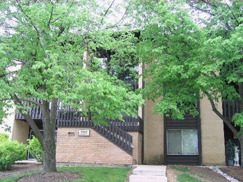 apt-202-6162 Knoll Wood Rd, Willowbrook, IL, 60527-2069 | Card Image