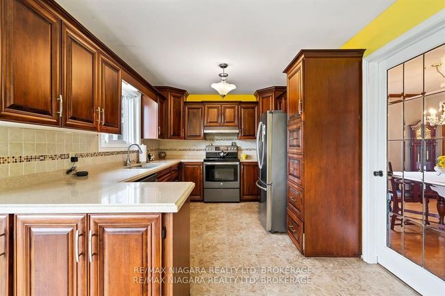 231 W Side Rd, House other with 3 bedrooms, 3 bathrooms and 4 parking in Port Colborne ON | Image 12