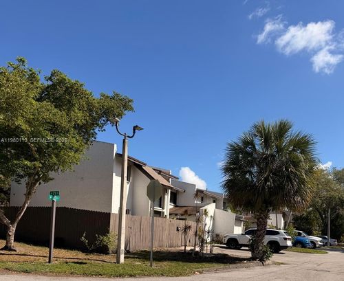 0-7101 Sw 113th Ct, Miami, FL, 33173-1924 | Card Image