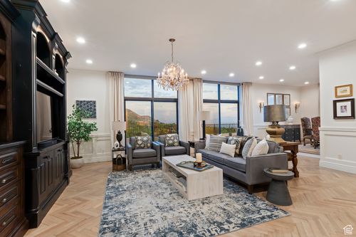 740-960 S Donner Way, Salt Lake City, UT, 84108-4137 | Card Image