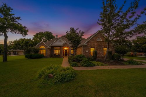 7517 Rodeo Dr, Denton, TX, 76208-2187 | Card Image
