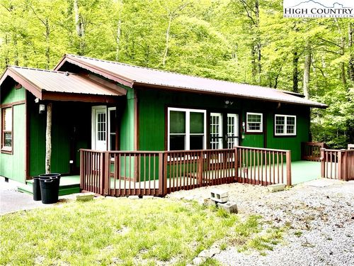 30 Sourwood Knoll Ln, Linville, NC, 28646 | Card Image