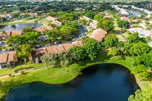 5087 Oakhill Lane, Delray Beach, FL, 33484 | Card Image