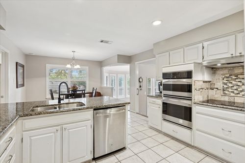 2618 Keystone Dr, Arlington, TX, 76006-3622 | Card Image