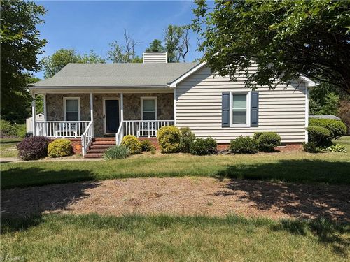 2116 Tealwood Dr, Greensboro, NC, 27407-6074 | Card Image
