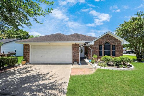 19016 County Road 669d, Alvin, TX, 77511-1088 | Card Image