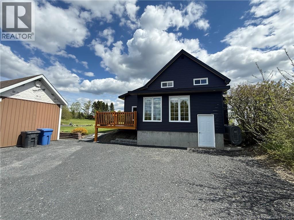 Residential in Saint-Joseph-De-Madawaska 5