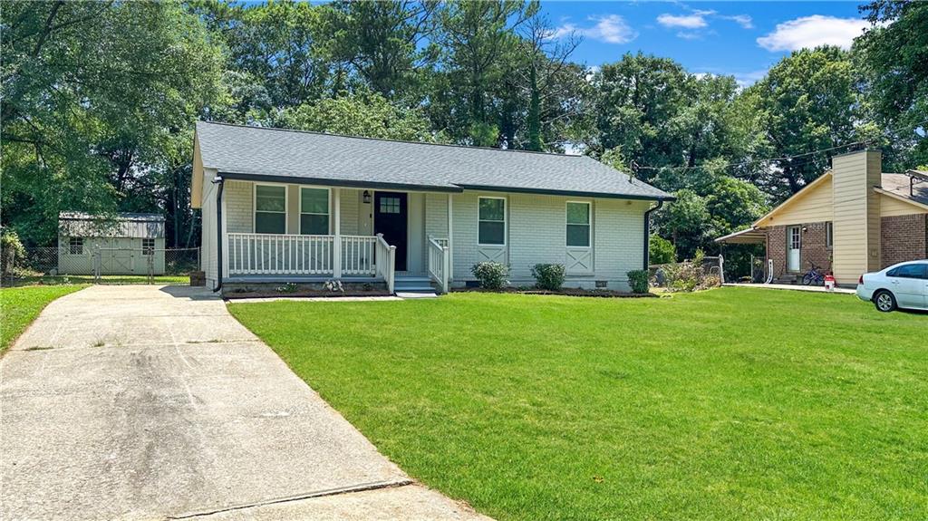 Attleboro Dr, Jonesboro, GA 30238