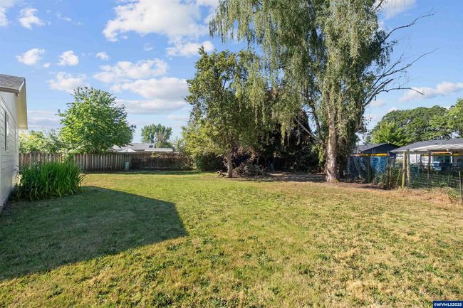 548 Erik Pl, House other with 3 bedrooms, 1 bathrooms and 1 parking in Jefferson OR | Image 32