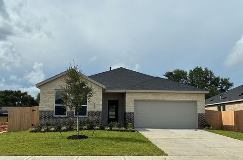421 Robin St, Angleton, TX, 77515-5672 | Card Image