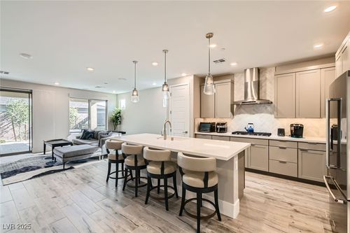 10042 Cardinal Knoll Ave, Las Vegas, NV, 89143-1289 | Card Image