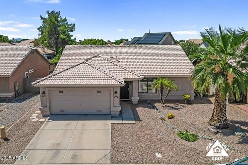 513 W Mesquite St, Gilbert, AZ, 85233-6319 | Card Image