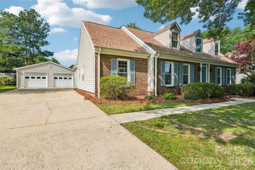 11616 Parks Farm Ln, Charlotte, NC, 28277-5608 | Card Image