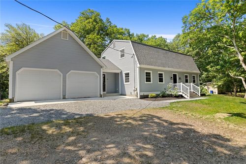 164 Klondike Rd, Charlestown, RI, 02813-2601 | Card Image