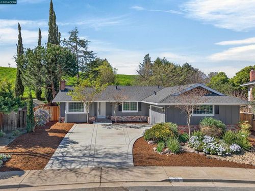 1911 1911 Meredith Ct, Concord, CA, 94521 | Card Image