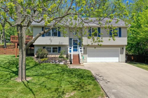 W3482 Washington Drive, Geneva, WI, 53147 | Card Image