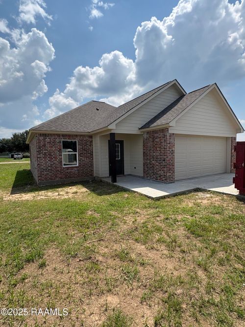 274 Sugarland Est, Opelousas, LA, 70570-1613 | Card Image