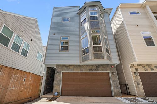 2022 Sabine St, Houston, TX, 77007-2924 | Card Image