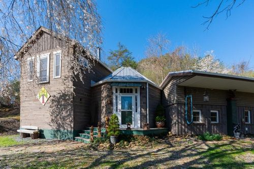 2665 Deerfield Valley Rd, DEERFIELD, VA, 24432-2104 | Card Image