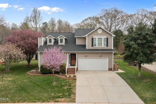 108 Holly Ridge Ln, Mebane, NC, 27302-8164 | Card Image
