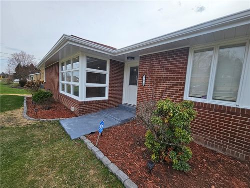 392 Center Grange Rd, Monaca, PA, 15061-2809 | Card Image