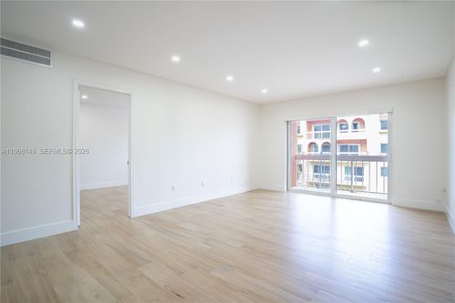 apt-307-7720 Camino Real, Miami, FL, 33143-7139 | Card Image