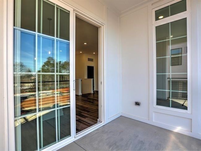 155 Devore Rd, Condo with 2 bedrooms, 1 bathrooms and 1 parking in Alpharetta GA | Image 23