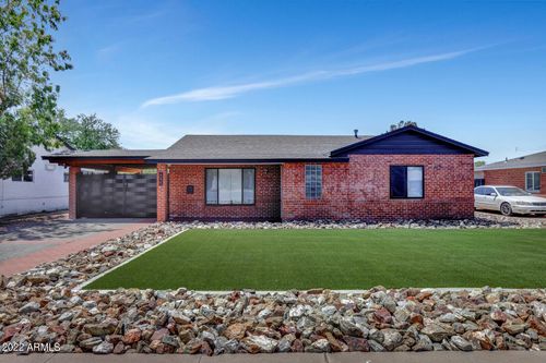 2235 E Heatherbrae Dr, Phoenix, AZ, 85016-6126 | Card Image
