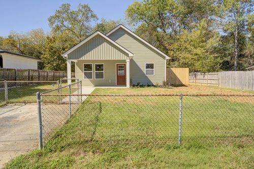 218 Robert E Lee St, Fort Oglethorpe, GA, 30742-3717 | Card Image