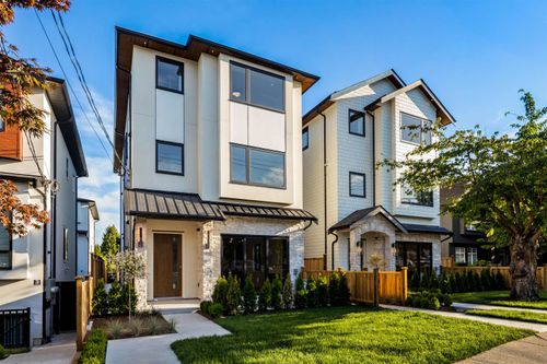 1-6682 Napier St, Burnaby, BC, V5B2C3 | Card Image
