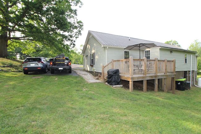 294 Deer Ridge Rd, House other with 3 bedrooms, 2 bathrooms and 2 parking in Hillsville VA | Image 72