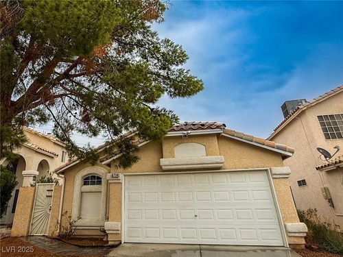 5714 Roundrock Dr, Las Vegas, NV, 89142-2042 | Card Image