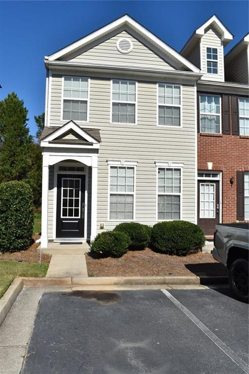 2743 Heathrow Dr, Lawrenceville, GA, 30043-8174 | Card Image