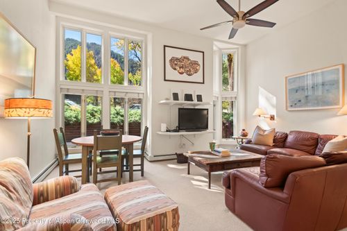 apt-109-900 E Durant Ave, Aspen, CO, 81611-2613 | Card Image