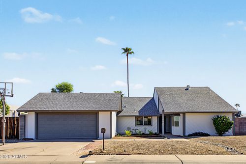 4401 W Gelding Dr, Glendale, AZ, 85306-4526 | Card Image