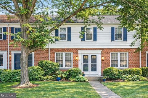 640-2701 16th St S, ARLINGTON, VA, 22204-4946 | Card Image
