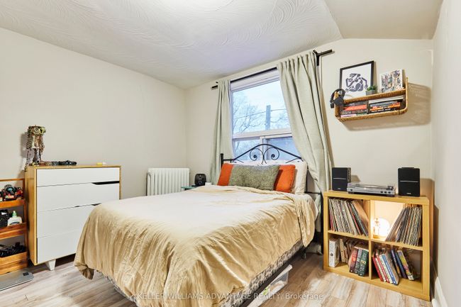233 Kingston Rd, Home with 3 bedrooms, 3 bathrooms and 2 parking in Toronto ON | Image 26