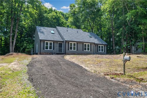 7311 John Elizabeth Pl, Prince George, VA, 23875-1829 | Card Image
